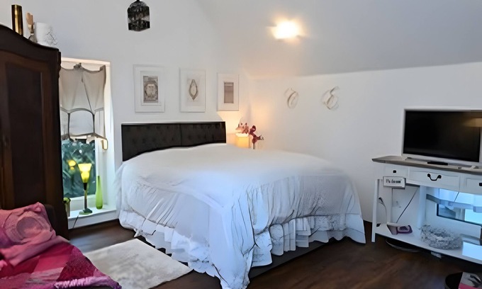 Finsterwalde Casa | Casa de vacaciones 'Quartier Sängerstadt' con jardín compartido y Wi-Fi