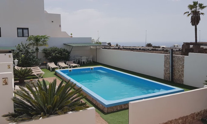 Tias Complejo | Holiday home - Quiet complex with salt water pool, Boule, Centre Tias