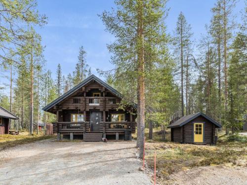 Akaslompolo Casa | Holiday Home Riekonmarja by Interhome