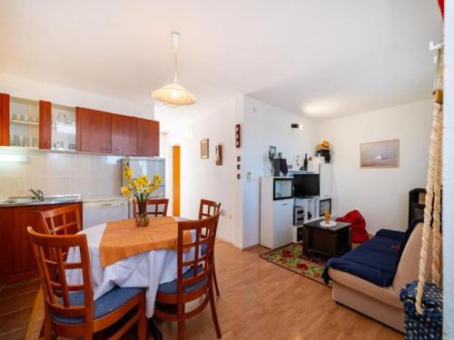 Rovanjska Casa | Holiday Home Rovanjska - Three Bedroom House with Sea View
