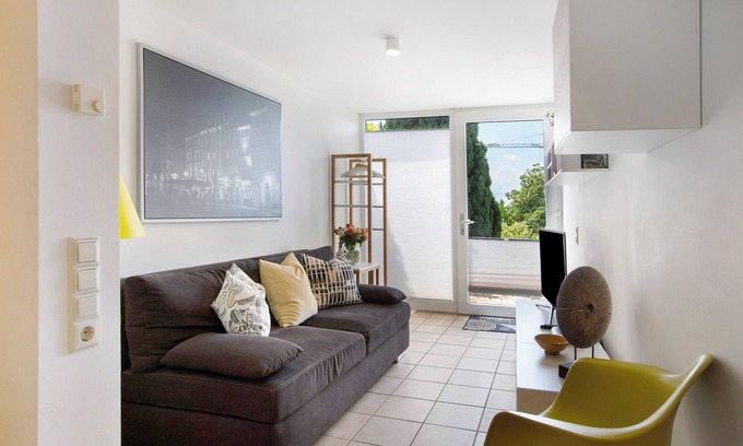 Loerrach Casa | Casa de vacaciones 'Schwalbennest' con terraza privada, jardín privado y Wi-Fi