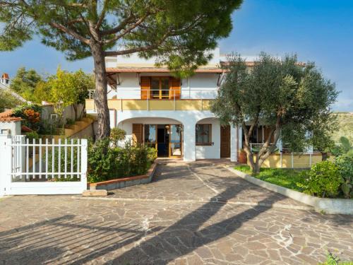Poggi Casa | Holiday Home Sea 20-20 - PGI120 by Interhome