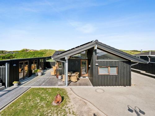 Blokhus Casa | Holiday Home Sinika - 100m from the sea by Interhome