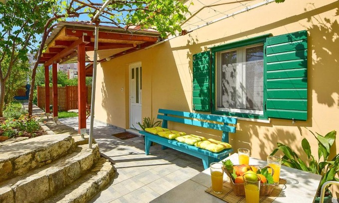 Mejasi Casa | Holiday Home Taja by Interhome