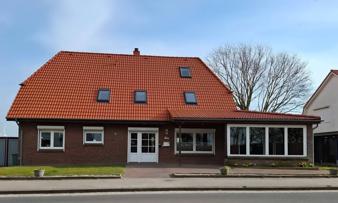 Friedrichskoog Casa | Casa de vacaciones 'Timeout' con terraza privada, jardín junto al canal y Wi-Fi