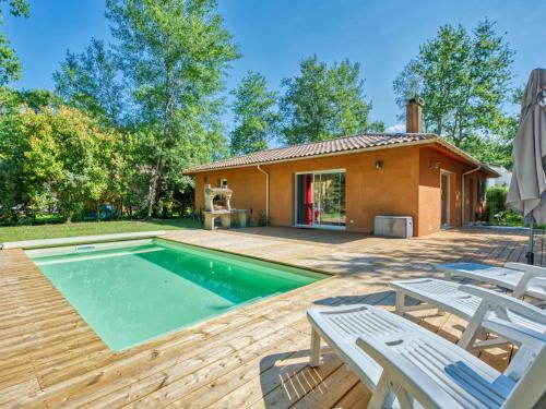 Naujac-Sur-Mer Casa | Holiday Home Tina by Interhome
