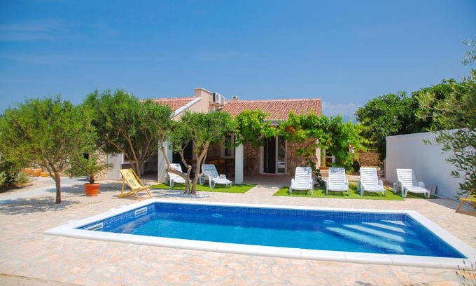 Potocnica Casa | Holiday home Tina with Private Pool