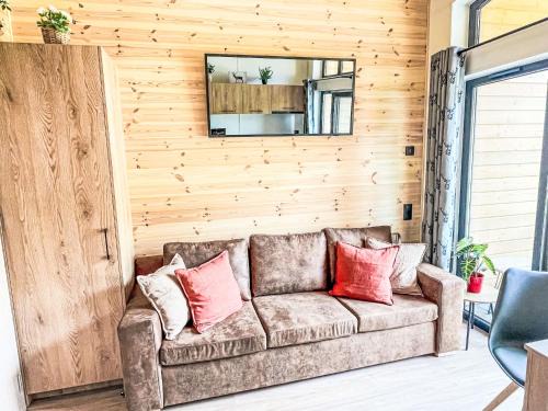 Fischbachau Casa | Holiday Home Tiny Haus Glockenalm-Hopfen Hütte by Interhome