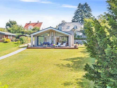 Hornbaek Casa | Holiday Home Troels - 945m from the sea by Interhome
