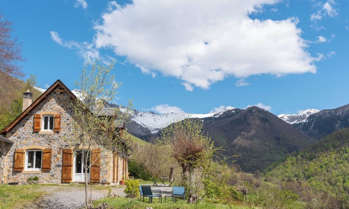 Aydius Casa | Casa de vacaciones 'Ty Sioul - Vista a la montaña' con terraza privada, vistas a la montaña y Wi-Fi