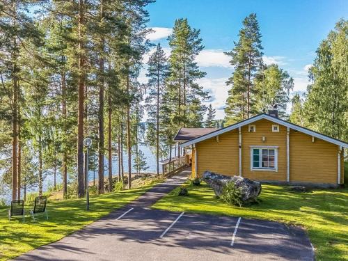 Leppavirta Casa | Holiday Home Unnukkamaja by Interhome