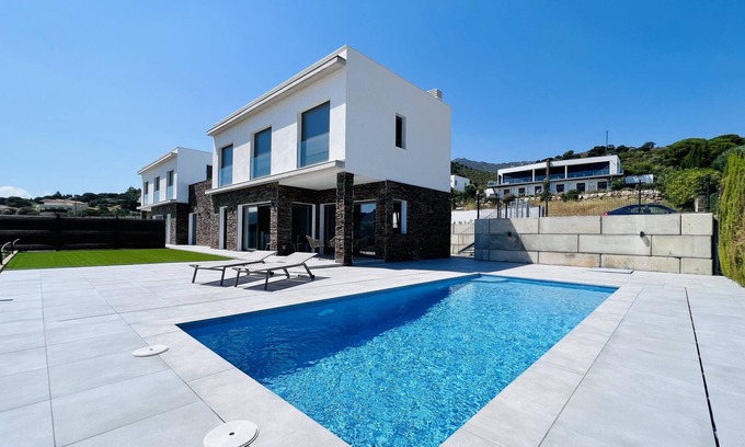 Port de la Selva Villa | Casa de vacaciones Villa Perabeua con piscina, jardín y Wi-Fi