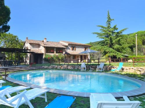 Massa Martana Casa | Holiday Home Vepres by Interhome