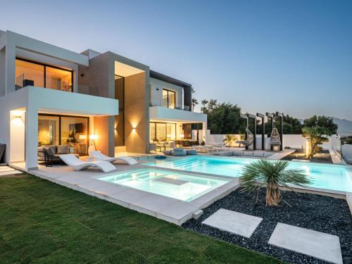 Manilva Casa | Holiday Home Villa Morris by Interhome