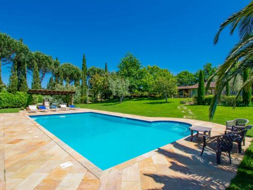 Cecina Casa | Holiday Home Villa Rosa by Interhome