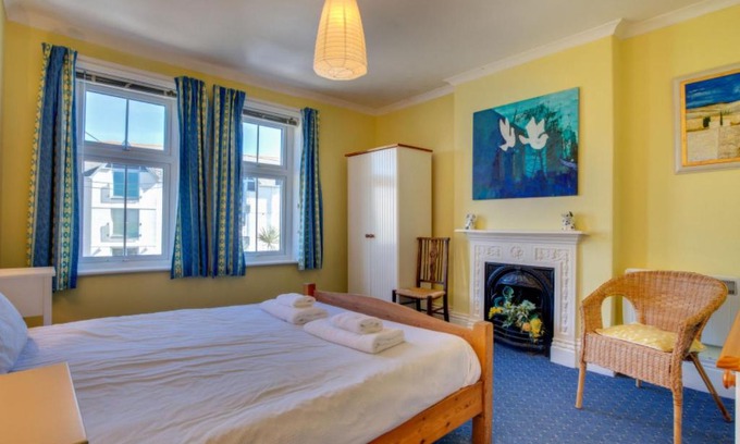 Trevone Casa | Holiday Home West View