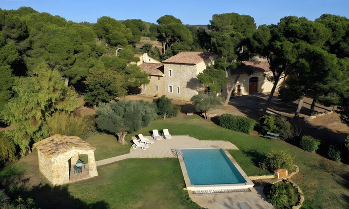 Bizanet Casa | Holiday Home 'Wine Estate Mas 10 Min from Narbonne' with Private Pool
