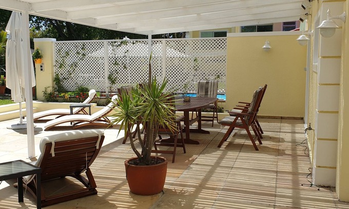 Constantia Cabaña | Cabernet Cottage En Constantia Cottages