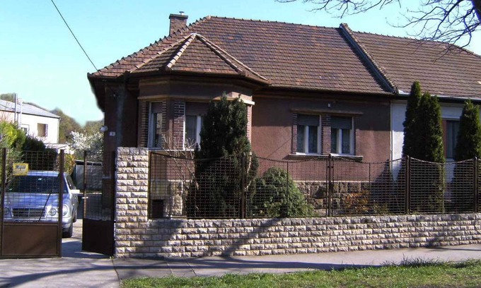 Zuglo Casa | Casa vacacional con jardín en una excelente ubicación y Chrame civil