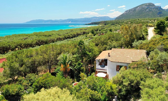 Orosei Casa | Casa de vacaciones con vistas panorámicas al mar, Wi-Fi, jardín y terraza