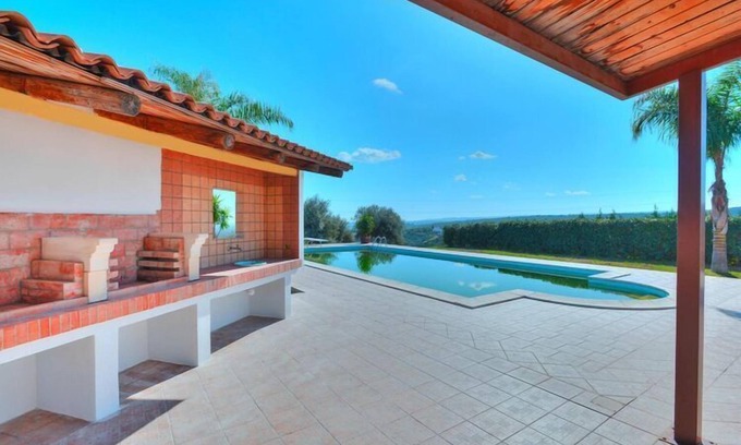 Floridia Casa | Casa vacacional con piscina privada en Floridia