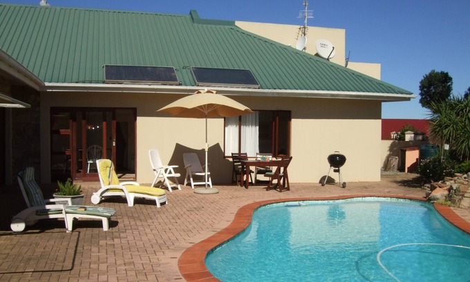 Port Alfred Apartamento | Apartamento con piscina privada en la "Sunshine Coast" en el Océano Índico