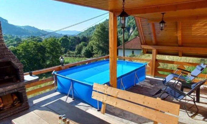 Visoko Casa | Holiday Home with Two Bedrooms