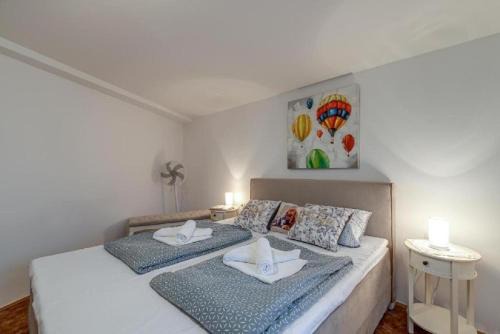 Crni Kal Casa | Holiday house Črni Kal - Pri Roktovih