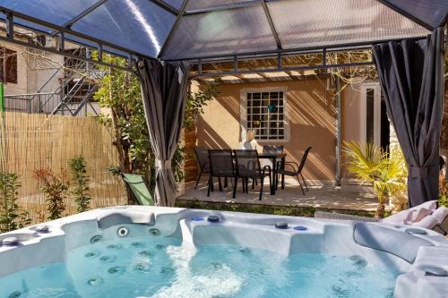 Pazin Casa | Holiday House 4 Season with jacuzzi, sauna and BBQ