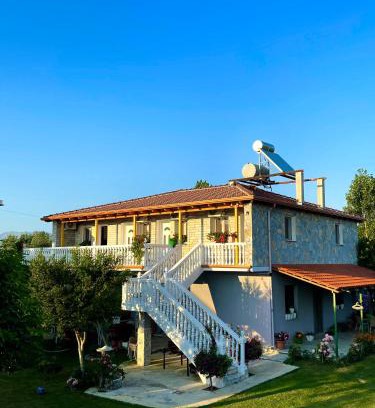 Qerek Casa | Holiday House