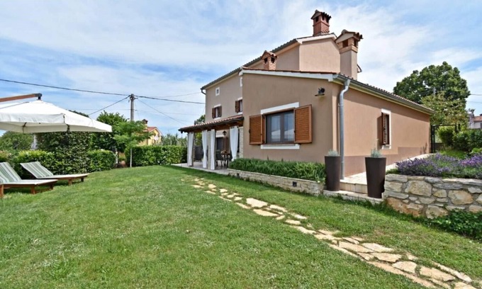 Nedescina Casa | Holiday House Bepina