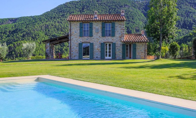 Ruota Casa | Holiday house Colle di Compito for 1 - 6 persons with 3 bedrooms - Holiday home