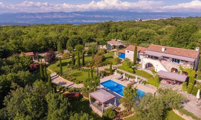 Sveti Ivan Dobrinjski Casa | Casa de vacaciones Dobrinj para 1 - 4 personas con 2 dormitorios - Casa pareada