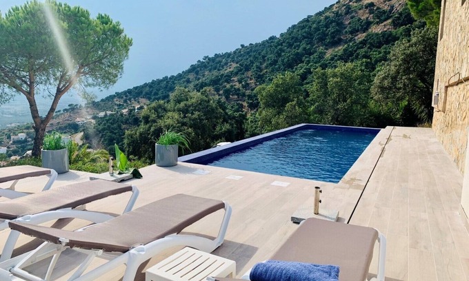El Mas Fumats Casa | Casa en una zona tranquila única - vista al mar - piscina privada - internet