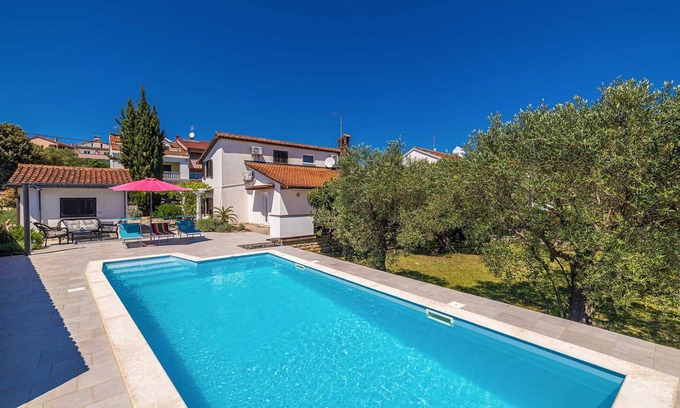 Kornic Casa | Holiday house Ledine