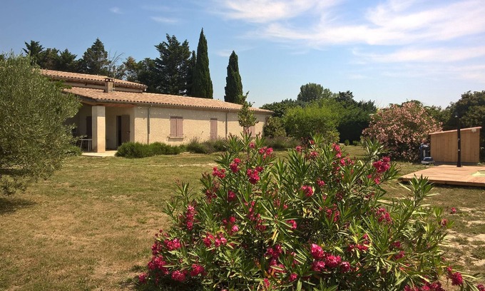 Maillane Casa | CASA DE VACACIONES LES CYPRES