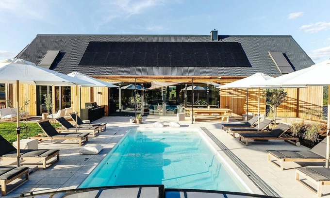 Lieg Casa | Holiday house Lieg for 1 - 14 persons with 6 bedrooms - Holiday house