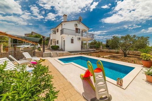 Vinisce Villa | Holiday house Nena with pool