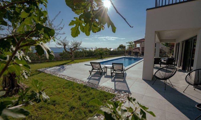 Rtina Casa | Casa de vacaciones Rtina para 1 - 10 personas con 5 dormitorios - Casa de vacaciones