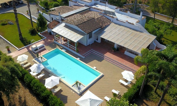 Ugento Casa | Casa de vacaciones Ugento para 1 - 18 personas con 9 dormitorios - Casa de vacaciones