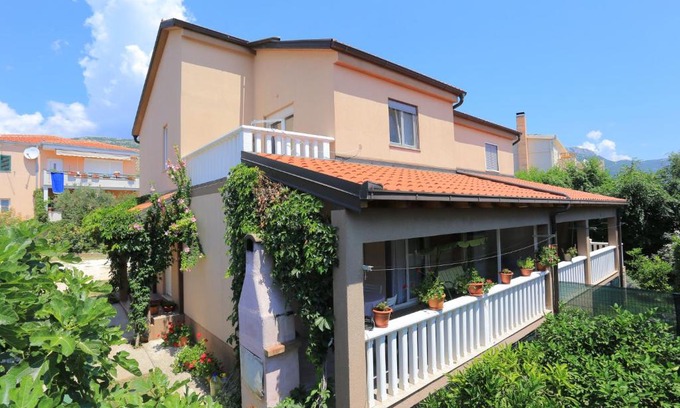 Rudine Casa | Holiday house with a parking space Kastel Stafilic, Kastela - 21506