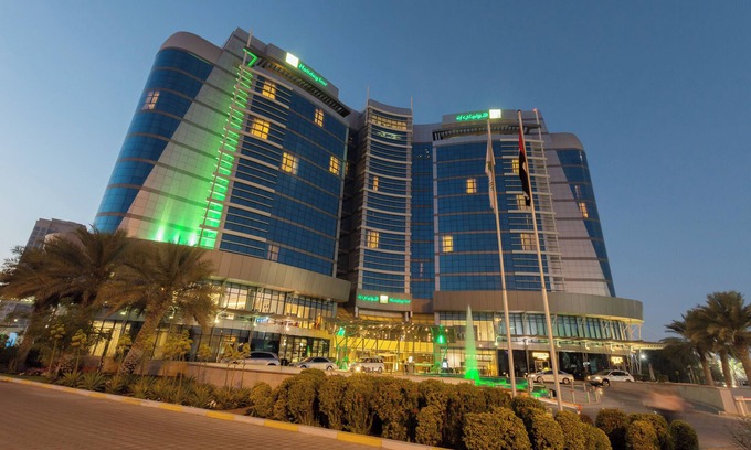 Abu Dhabi Hotel | Holiday Inn Abu Dhabi by IHG