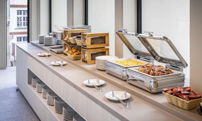 Auckland Central Business District Hotel | Holiday Inn Express Auckland City Centre by IHG