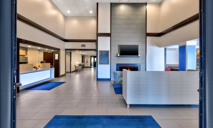 Chillicothe Hotel | Holiday Inn Express Chillicothe East by IHG