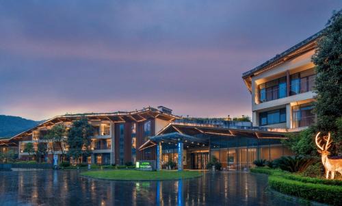 Emeishan Complejo | Holiday Inn Express Emei Mountain by IHG