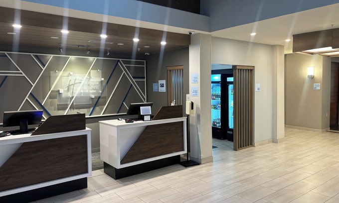 Pleasanton Hotel | Holiday Inn Express Jourdanton - Pleasanton by IHG