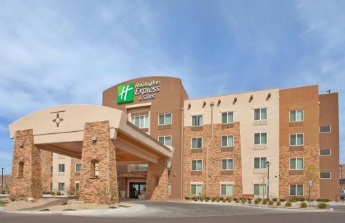 Las Cruces Hotel | Holiday Inn Express Las Cruces North by IHG