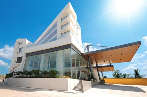 Puerto Vallarta Hotel | Holiday Inn Express Puerto Vallarta by IHG