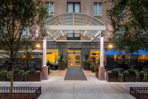 Chelsea Hotel | Holiday Inn Express NYC Chelsea - NoMad Area by IHG