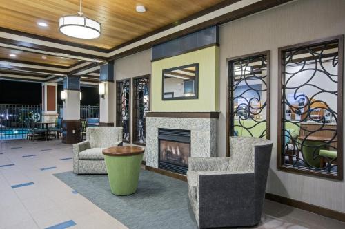 Historic Kailua Village Complejo | Holiday Inn Express & Suites Kailua-Kona by IHG